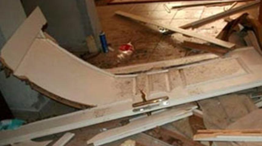 Bomba değil sinek ilacı