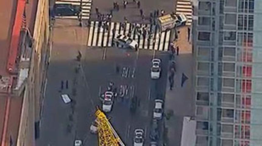 New York'un g&ouml;beğinde silahlı saldırı