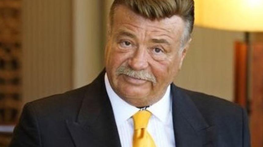 Nuri Alço apar topar hastaneye kaldırıldı! Nuri Alço'nun eşi açıkladı: Beynine pıhtı atması sonucu...