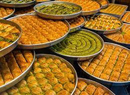 6 bin ton satılması bekleniyor... Bayramın gözdesi baklavanın 'tadı kaçtı': Kilo ve dilim fiyatı cep yakıyor! 