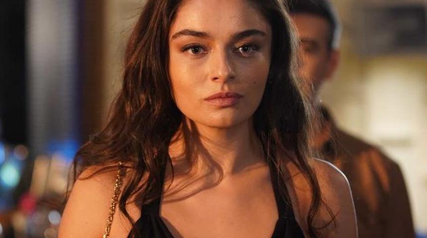 Ayça Ayşin Turan'a umreye giden sevgilisi Mehmet Aslan sorulunca...