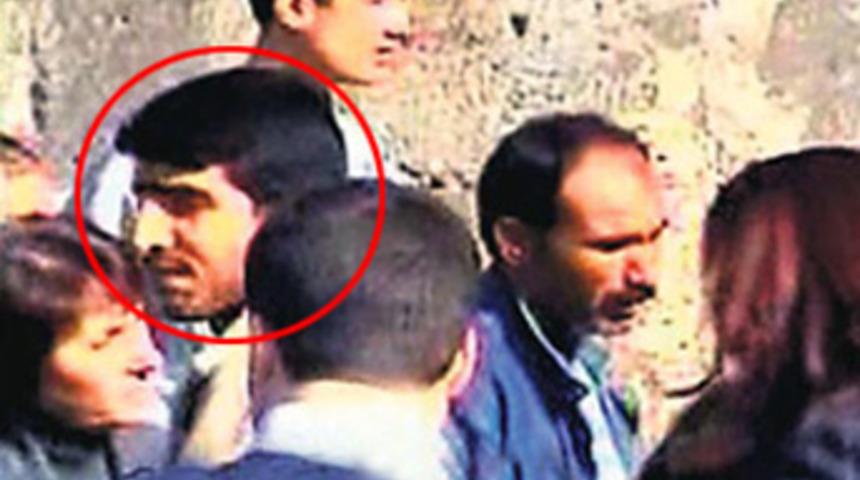 Bombacıyla BDP'li siyasiler yan yana