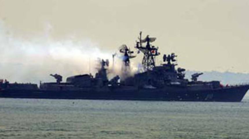 Ruslardan savaş gibi çıkarma!