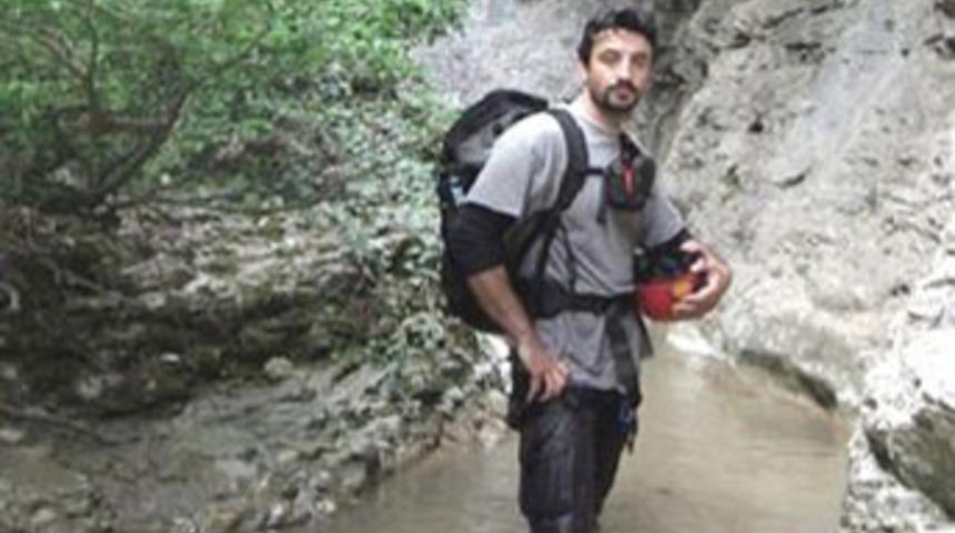 Kayıp dağcı Anıl Bakar bulunamıyor