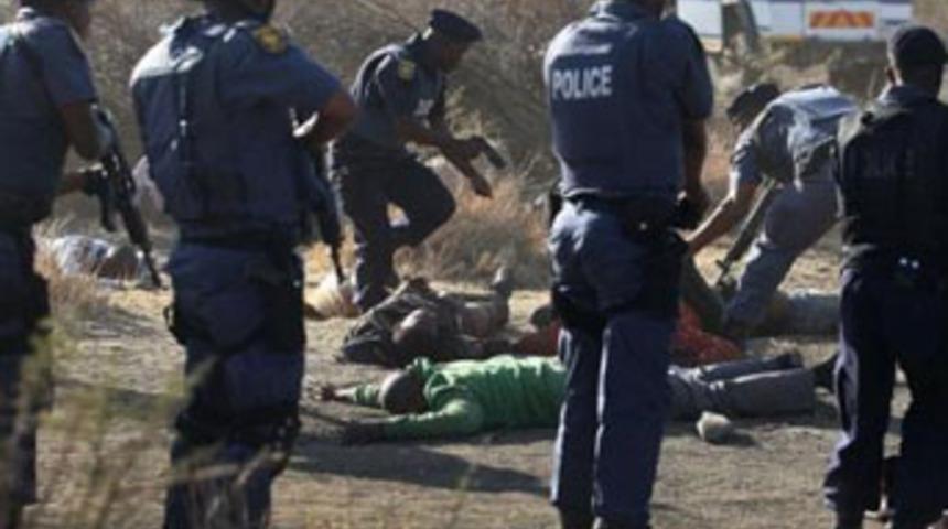 G&uuml;ney Afrika polisi katliamı savundu