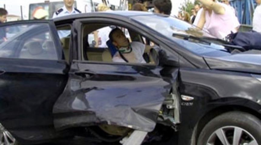 Bariyerler bacaklarının arasından ge&ccedil;ti