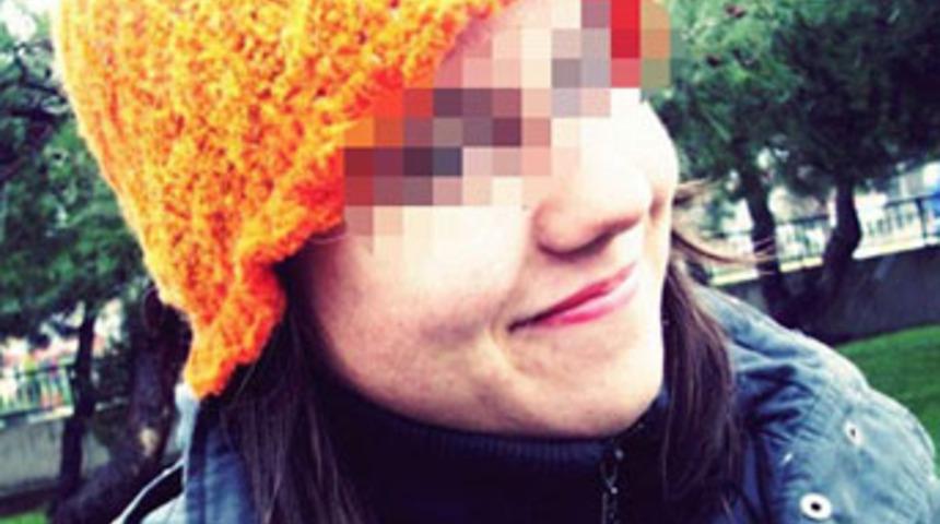 16 yaşındaki kız, annesini öldürdü