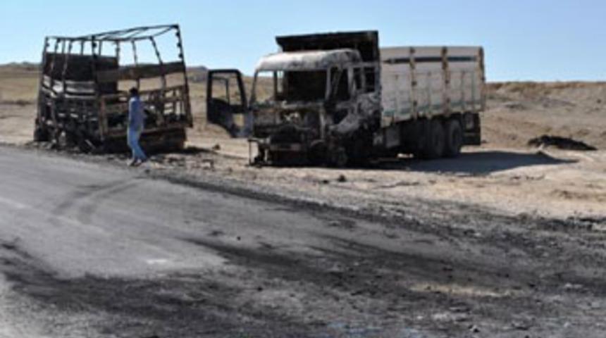 PKK'lılar ara&ccedil; yakıp,adam ka&ccedil;ırdı