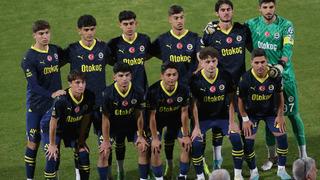 Fenerbahçe'den ilk paylaşım geldi! ''Dün olduğu gibi bugün ve yarınlarda da dik durmaya devam edeceğiz''