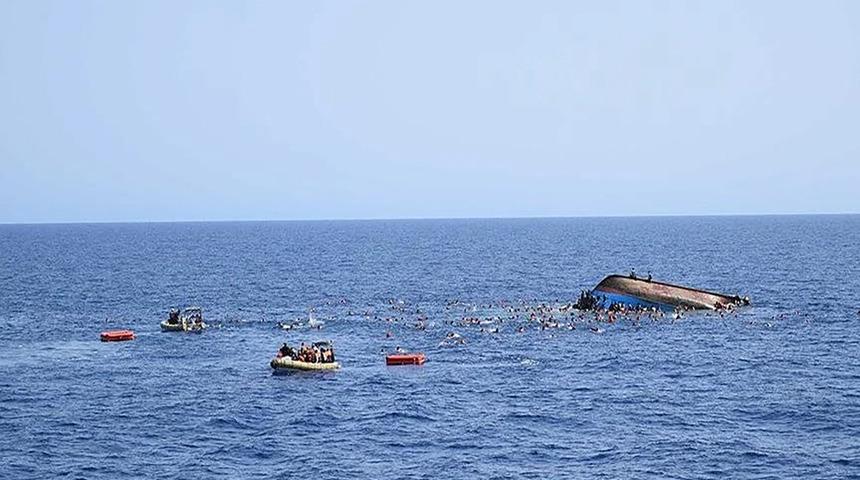 O ülkede tekne faciası: 94 kişi öldü 