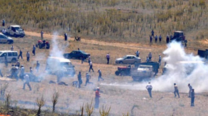 Taş ocağı gerginliği: 6 polis, 2 asker yaralı