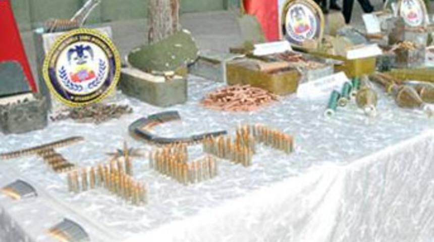 Diyarbakır&rsquo;da ter&ouml;r &ouml;rg&uuml;t&uuml;ne b&uuml;y&uuml;k darbe