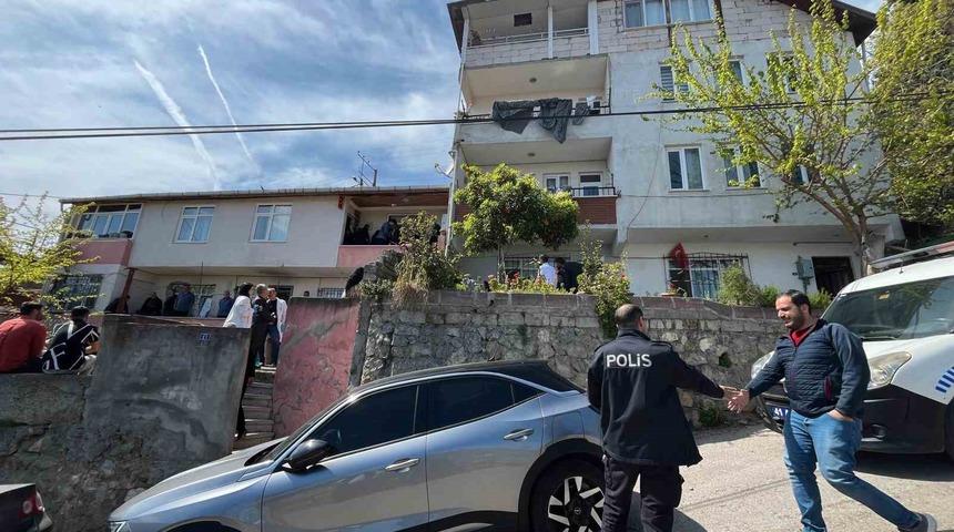 Evde o halde g&ouml;r&uuml;nce... 41 yaşındaki kadın &ouml;l&uuml; bulundu