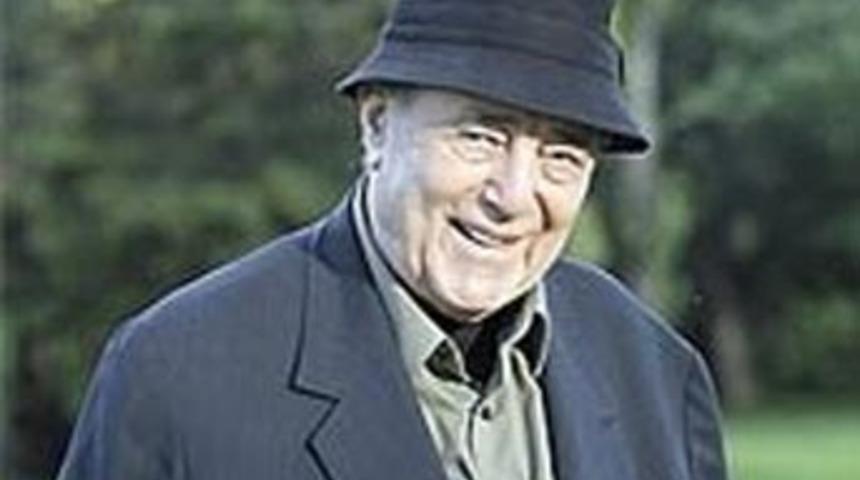 T&uuml;rk sinemasının duayenini kaybettik! &lrm;