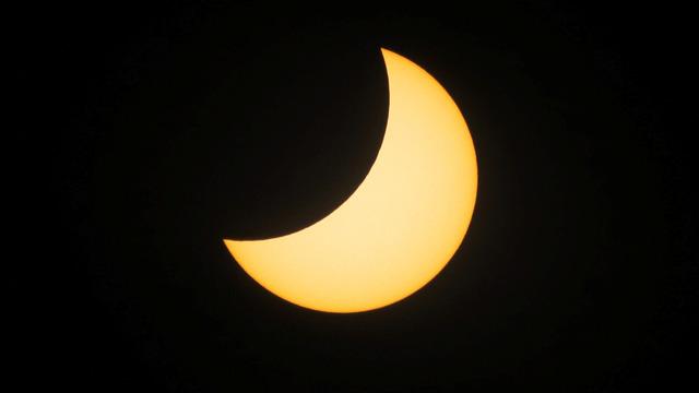 Tüm dünya merakla bekliyordu, 186 kilometrelik rota izledi! 2024'ün ilk Güneş tutulması Meksika, ABD ve Kanada'dan izlendi!  