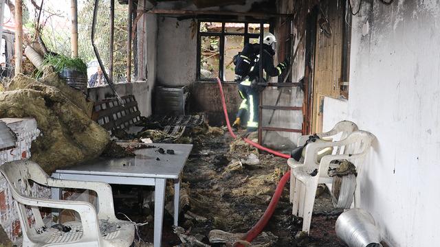 40 yıldır yaşadığı evini kaybetti! 'Ben çocukları uyardım, müdahale edemedim'