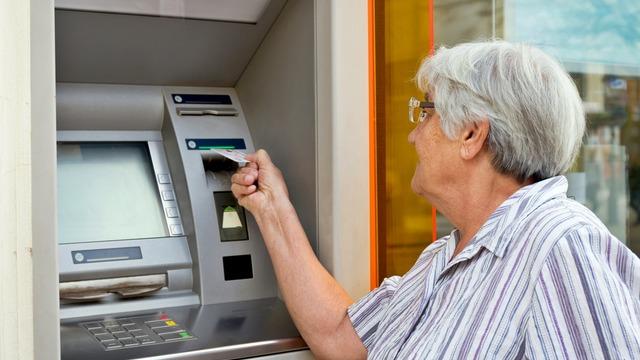 Maaşını PTT'den alanlar dikkat! Emekli promosyonunda SGK kapsama dahil etmemişti: Tek çare maaş taşıma