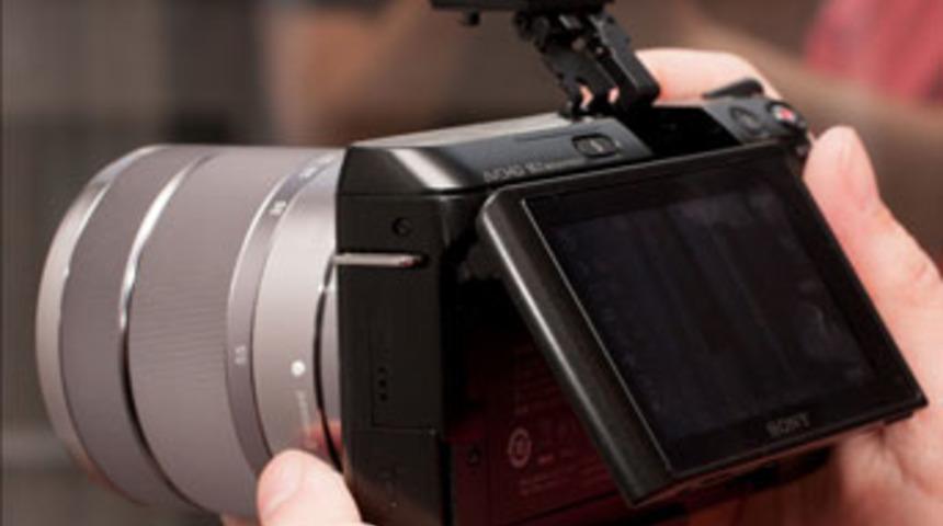 Uygun fiyatlı profesyonel: Sony NEX-F3