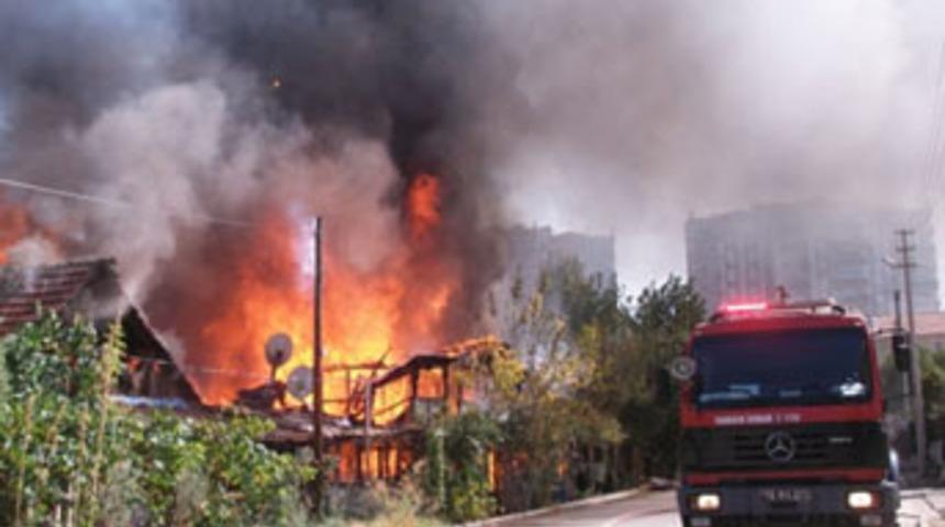 Aile kampında alev dehşeti!