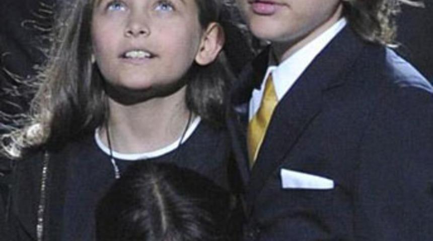 Jackson'ın &ccedil;ocukları kuzene emanet