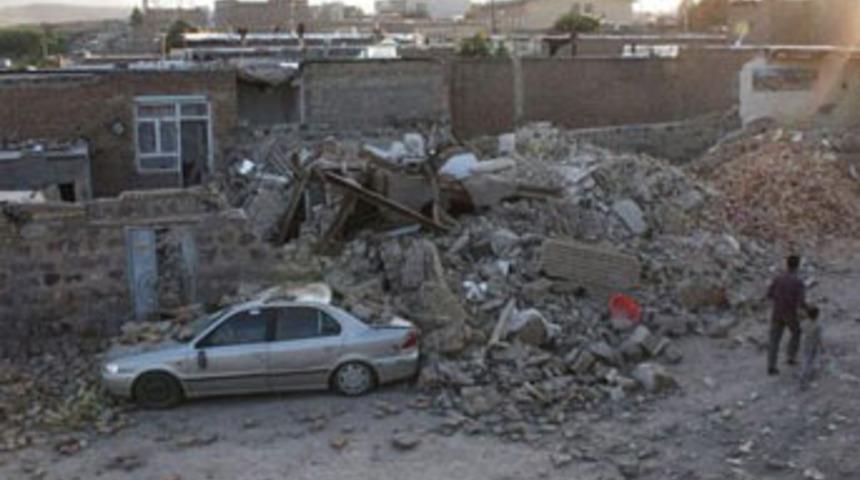 İran'da &ouml;l&uuml; sayısı 250'ye y&uuml;kseldi!