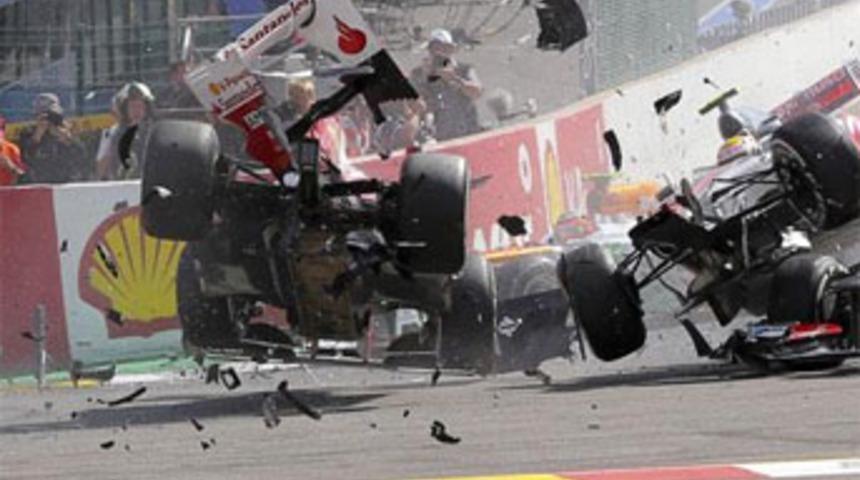 Formula 1'de feci kaza