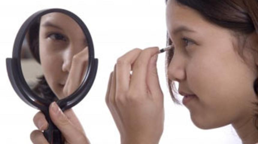 Makyaj yaşı 11'e kadar düştü