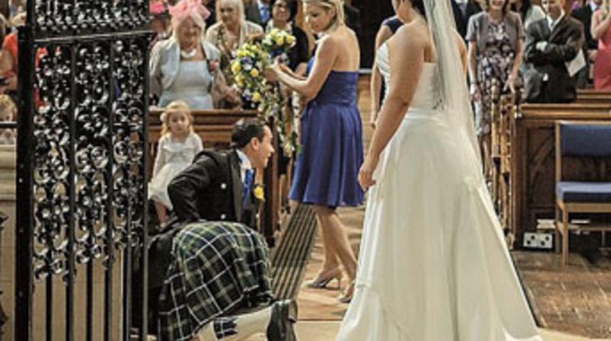 Sakar şahit, düğün ertelettiriyordu