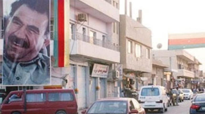 Sınıra K&uuml;rt bayrağı