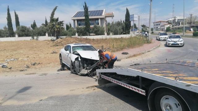 Antalya'da bayram günü feci kaza! Can pazarı yaşandı: 29 yaralı 640xauto