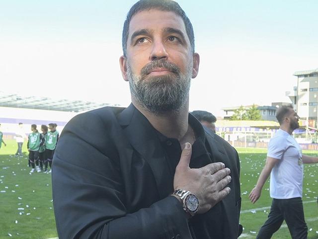 Eyüpspor'dan tarihi transfer hamlesi! Arda Turan tüm çevresini kullanıp bitirmeye çalışacak