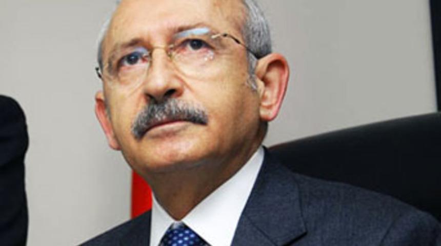 ''Ülke kan gölüne dönmüş. Bu ne tatili?''