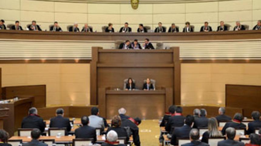 Yüce Divan'da 'Sinek' tartışması