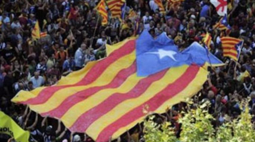 Barselona'da dev Katalan y&uuml;r&uuml;y&uuml;ş&uuml;