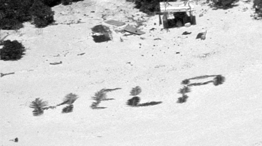 Pasifik'teki ıssız adada günlerce mahsur kaldılar! Palmiyelerle yazdıkları yazı sayesinde kurtuldular 