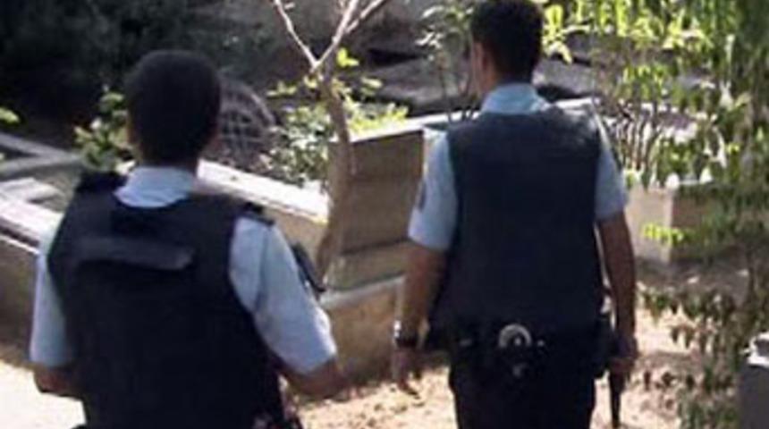 &Uuml;sk&uuml;dar'da ş&uuml;pheli kadın alarmı