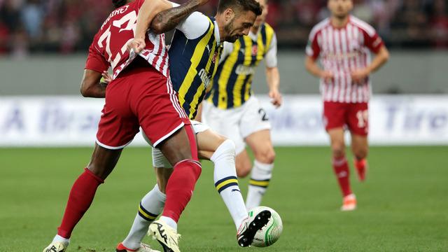 Fenerbahçe, Yunanistan'da 3-0'dan dönerek tur şansını İstanbul'a taşımayı başardı!