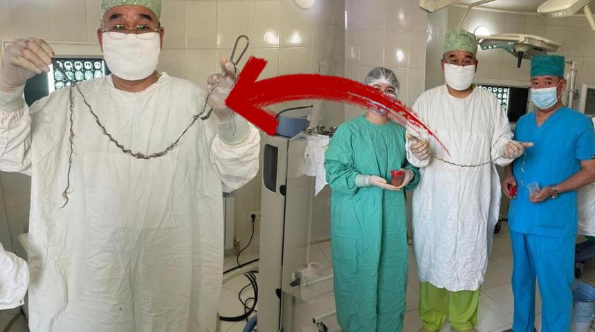 Akıllara durgunluk veren olay! 8 yıl boyunca içeriye doğru uzamış, küçük kızın beyninden çıkarıldı