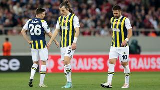 Fenerbahçe'nin 3-2'lik Olympiakos mağlubiyeti sonrası iki isme ağır sözler! Takımı 9 kişi oynattılar