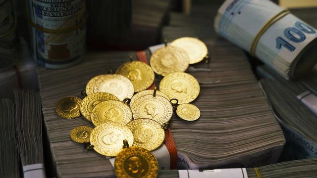 Altın fiyatlarında yeni rekor! Tırmanışını sürdürüyor (12 Nisan altın fiyatları: Gram, çeyrek, tam altın kaç TL?)