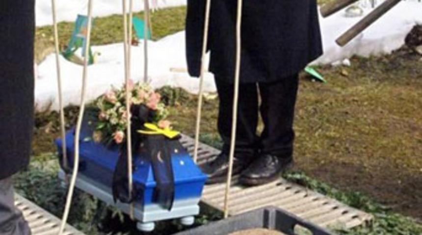 5 bebeğini öldüren anne teslim oldu