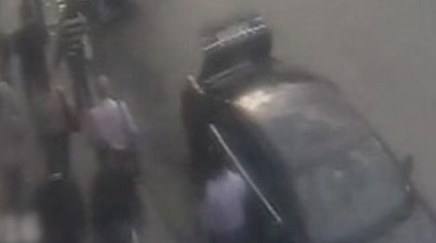 'Emekli Savcı'nın &ccedil;antasını b&ouml;yle &ccedil;aldı