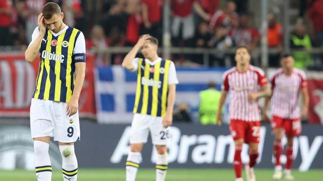 Yunan taraftarlardan skandal tezahürat! UEFA'nın ne ceza vereceği büyük merak konusu oldu