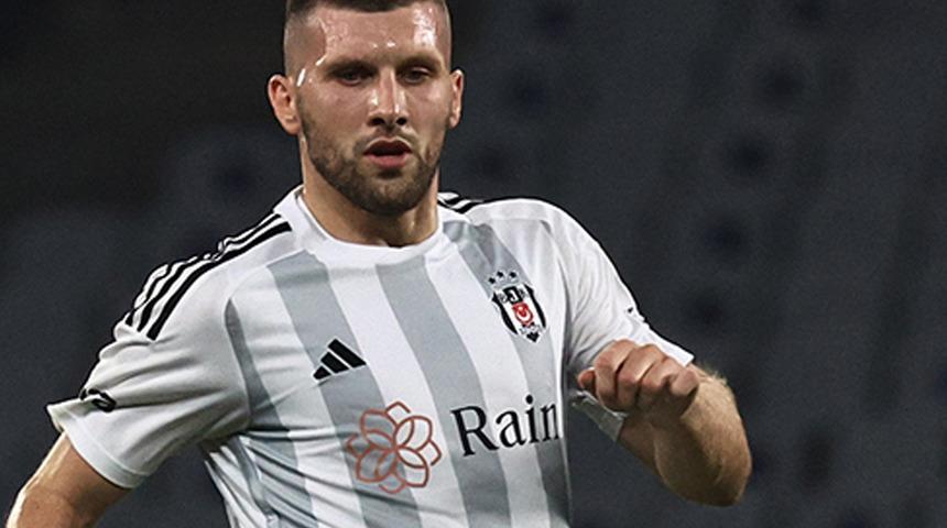 Beşiktaş'ta Ante Rebic sezonu kapattı