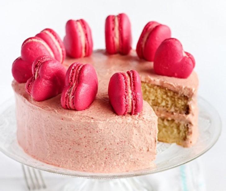 Sevgililer G&uuml;n&uuml; Pastası