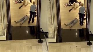 Avusturalya'da büyük panik! Alışveriş merkezinde çok sayıda kişi bıçaklandı, hayatını kaybedenler var! Korkunç görüntüler geldi