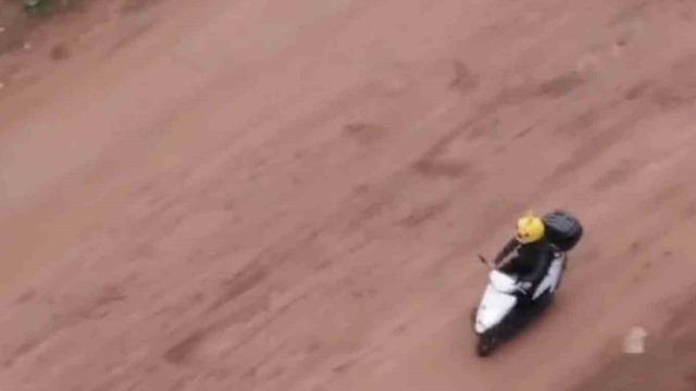 Pikachu kaskıyla geldi... Kıskıvrak yakalandı! Zemindeki kabarıklık ekipleri harekete geçirdi