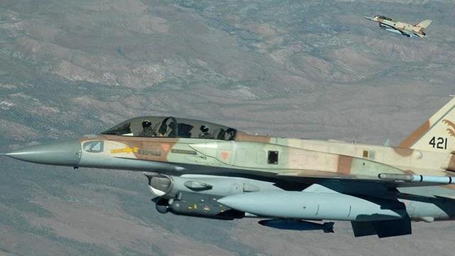 İsrail'de savaş hazırlığı! Okullar tatil edildi: 'Düzinelerce uçak gökyüzünde hazır bekliyor'