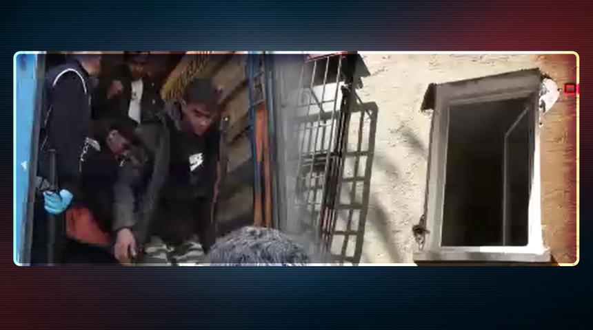 Yer: Amasya! Yakalanan g&ouml;&ccedil;menler demir korkulukları s&ouml;k&uuml;p binadan ka&ccedil;tı, kentte farklı b&ouml;lgelere dağıldılar