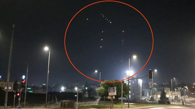 İran-İsrail geriliminde füzeler ateşlendi! Saldırı sonrası dikkat çeken sözler: 3. Dünya Savaşı'nın eşiğindeyiz
